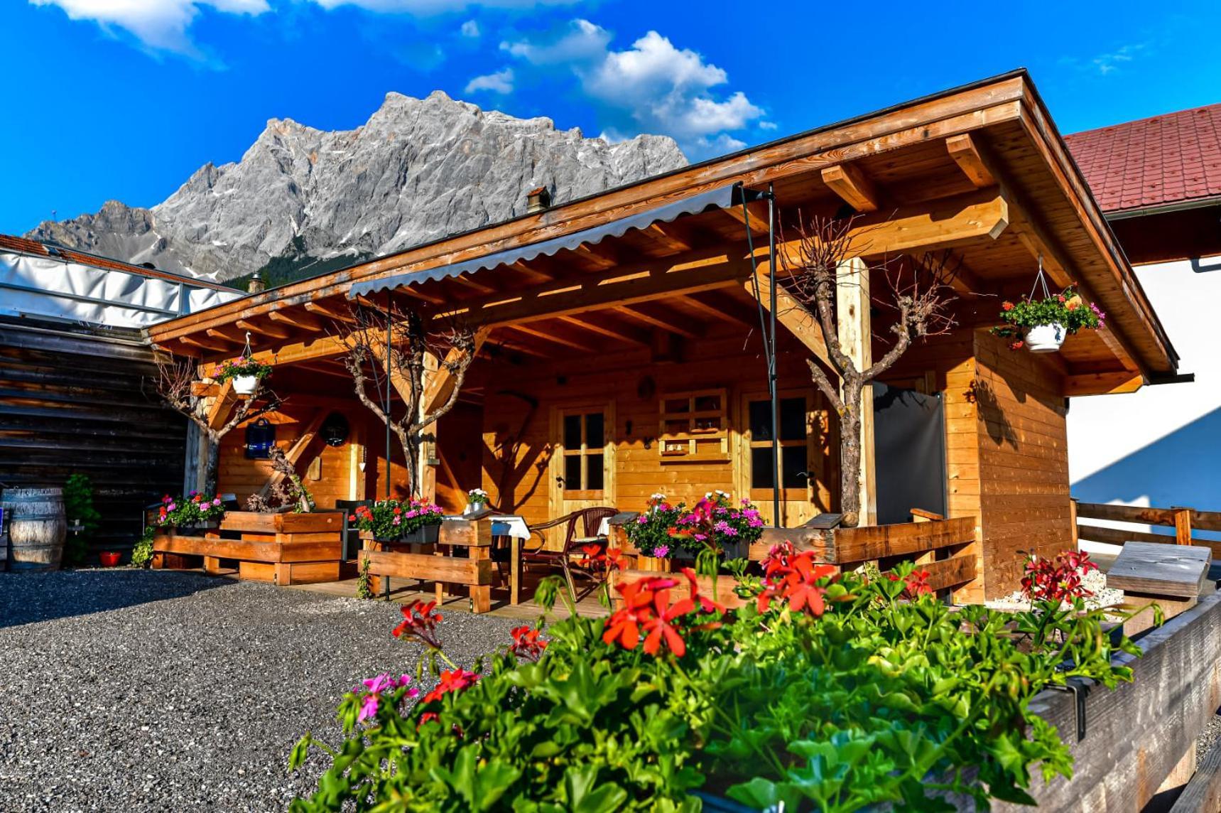 Haus Tirol Ehrwald Hotel Exterior photo
